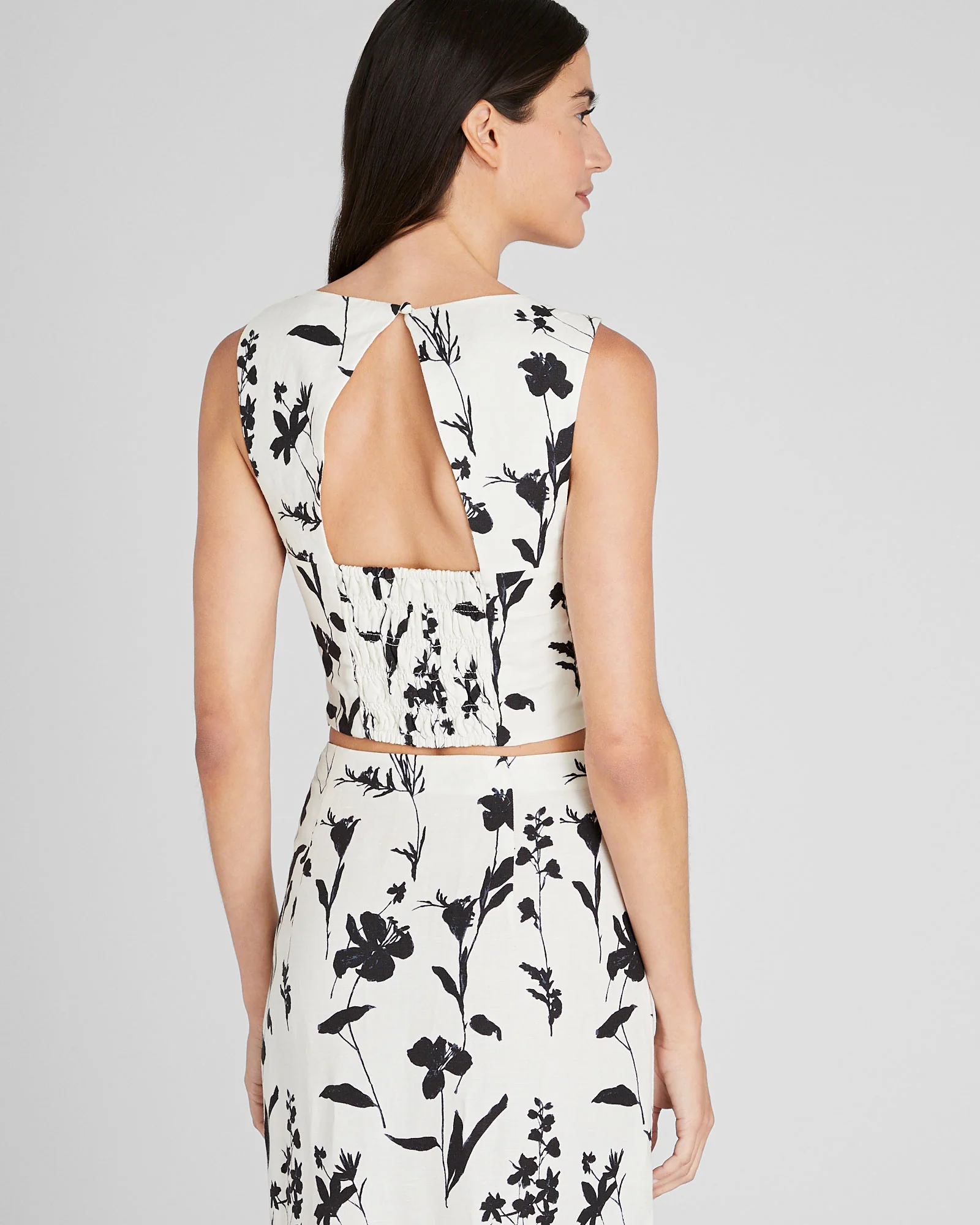 Printed V-Neck Shell Top - Image 3