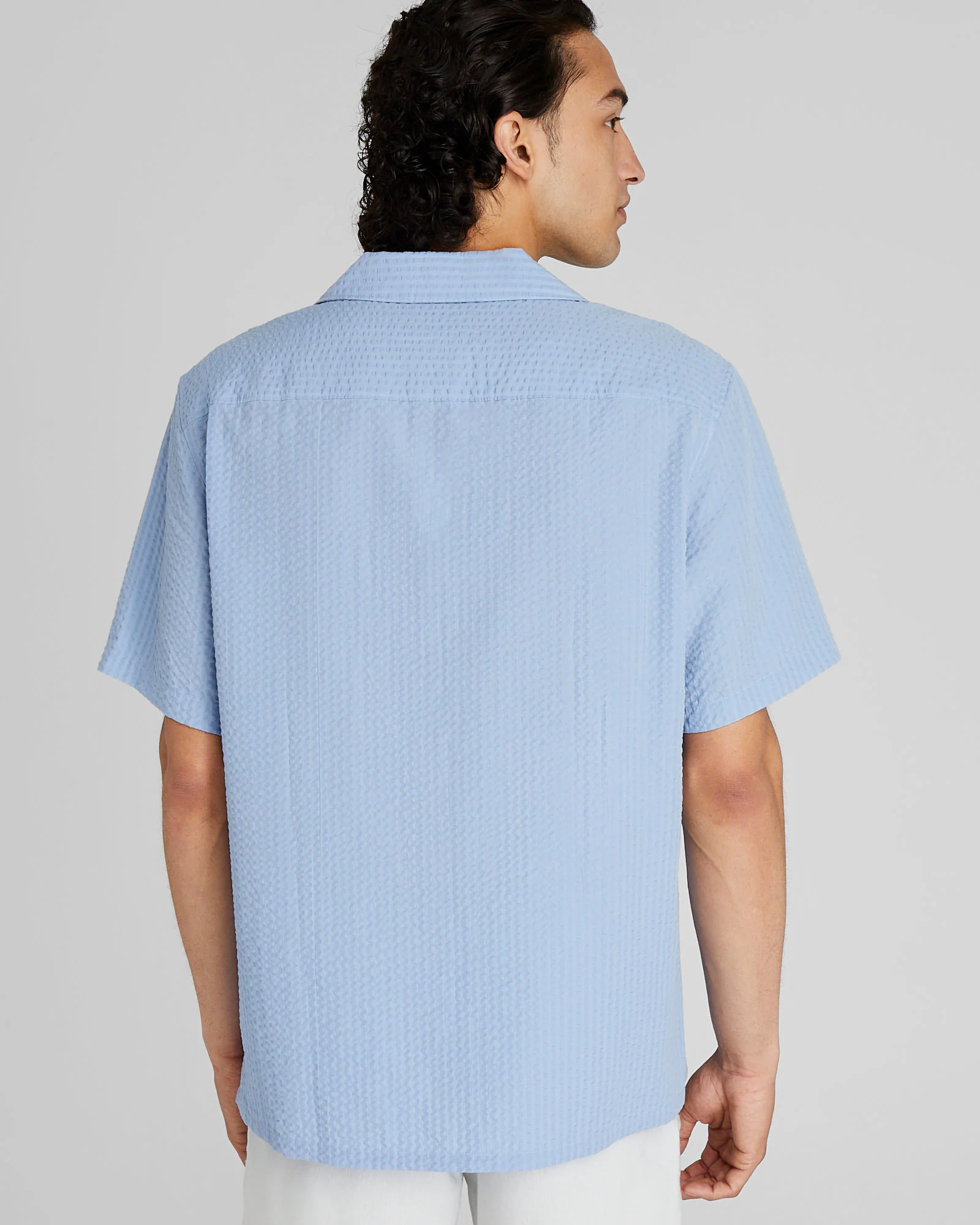 Short Sleeve Camp Collar Seersucker Shirt - Image 3